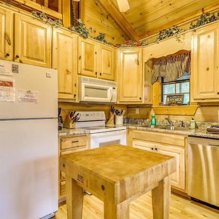 A Bear Pause Villa Blue Ridge Exterior photo