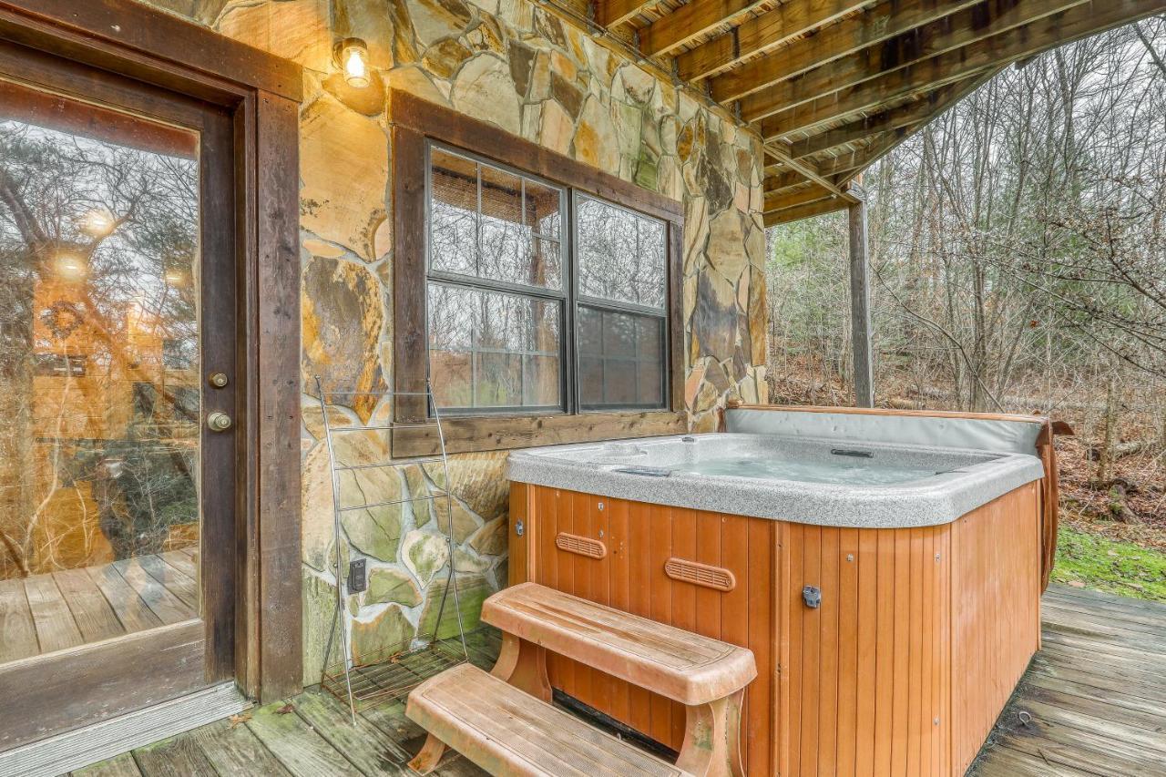 A Bear Pause Villa Blue Ridge Exterior photo